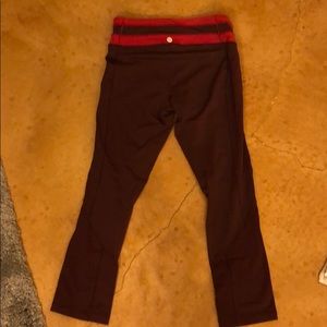 Maroon and red lululemon leggings size 4